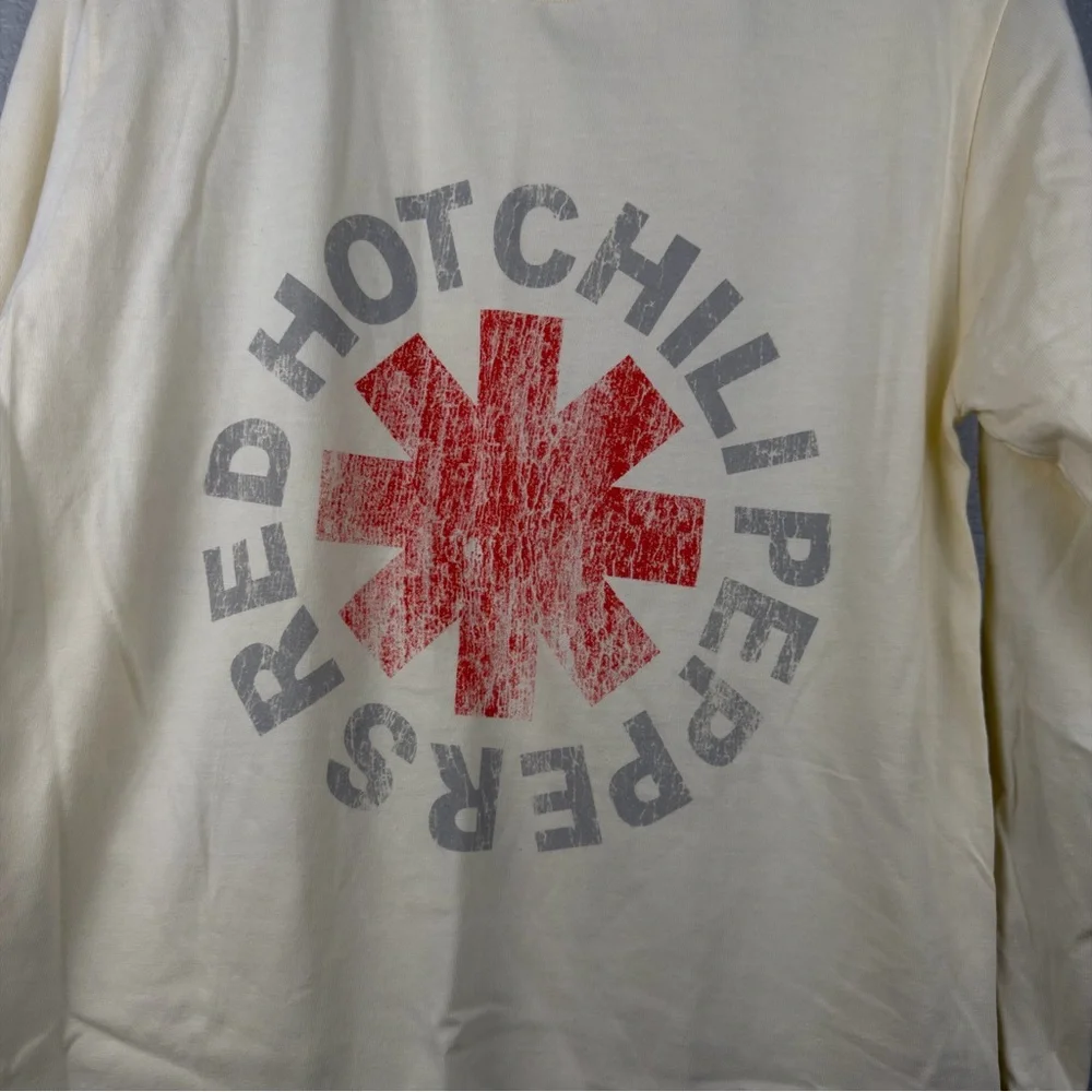 NWOT Long Sleeve Red Hot Chili Peppers Rock Band T-Shirt, Unisex Small - Picture 4 of 5